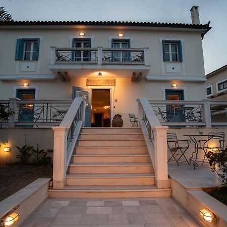 Hotel Argo Galaxidi Exterior foto