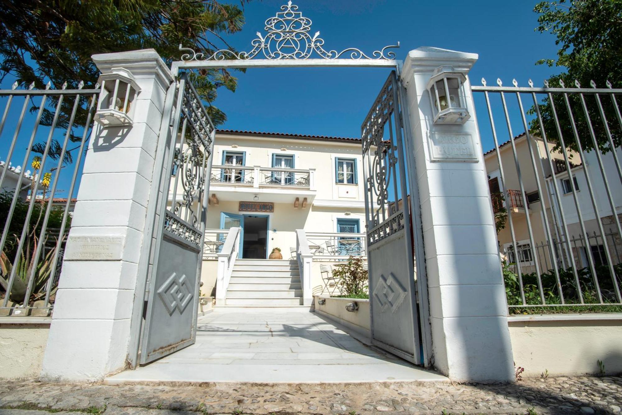 Hotel Argo Galaxidi Exterior foto