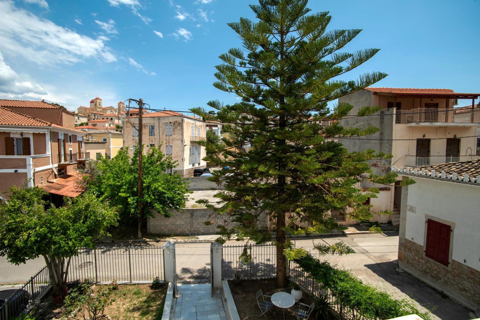 Hotel Argo Galaxidi Exterior foto